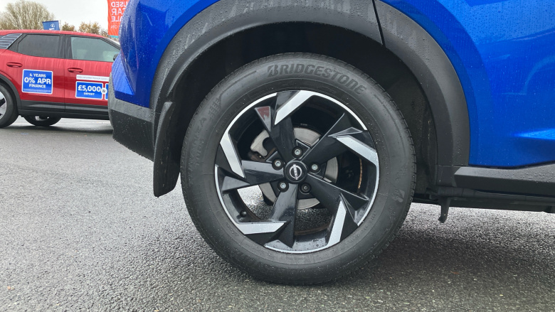 Nissan Juke 1.0 DiG-T 114 N-Connecta 5dr Petrol Hatchback